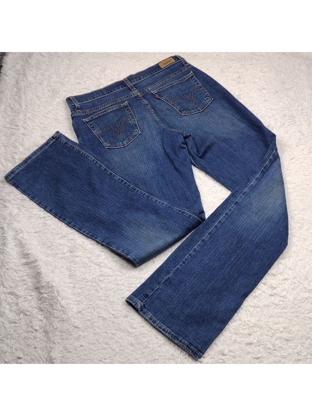 Levi's 550 Blue Medium Wash Five Pocket High Rise Relaxed Boot Cut Denim Jean - Picture 15 of 15